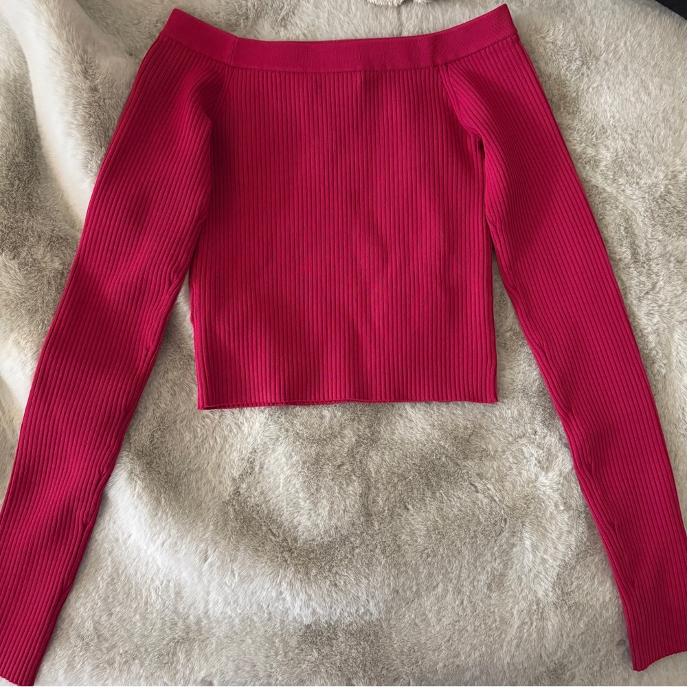 Boat neck/Off-Shoulder Ribbed Knit Top - Red